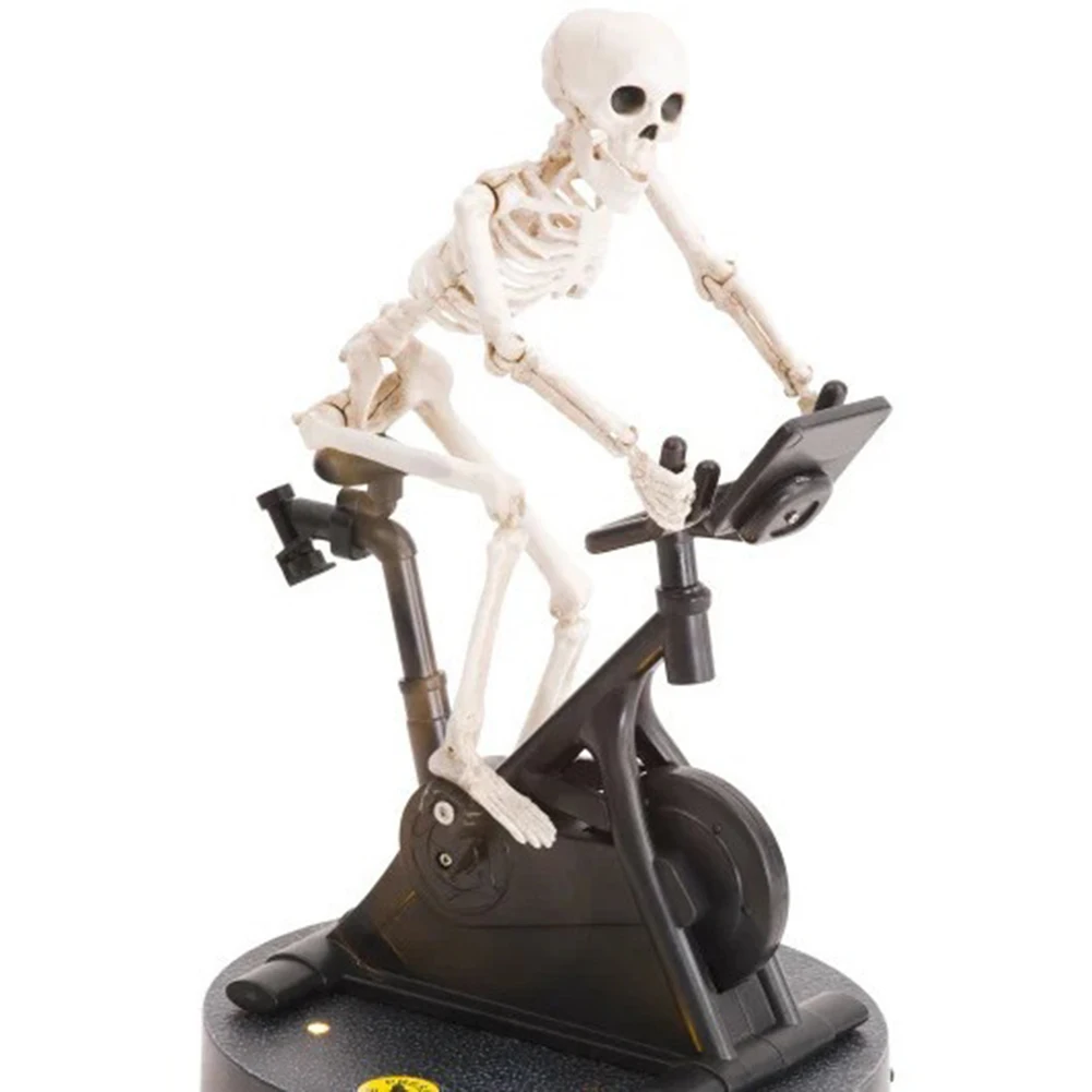 Scheletro in resina Equitazione Bici Decorazione scheletro di Halloween Scheletro Equitazione una cyclette Scheletri Statua Decorazioni per la casa