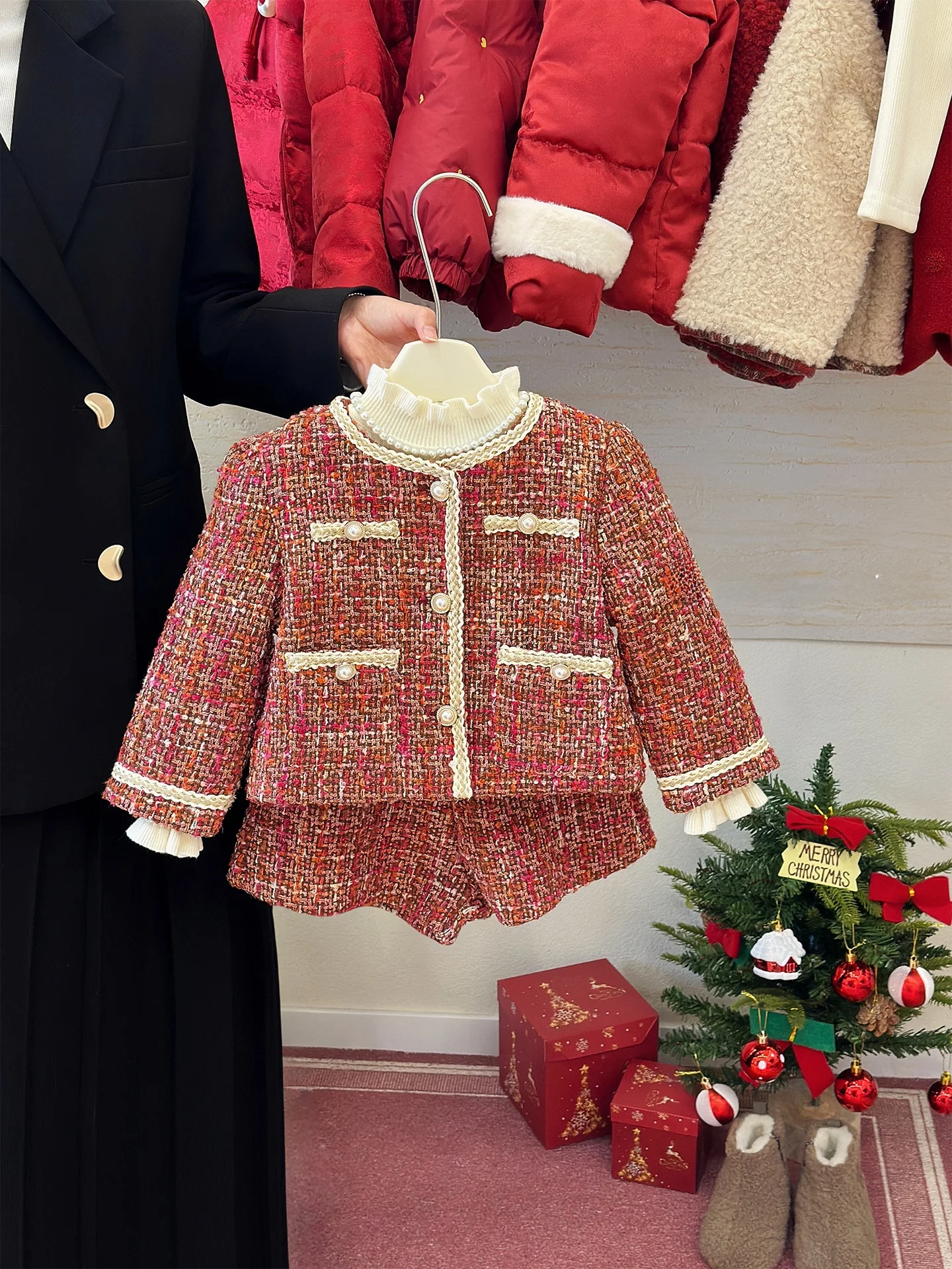 thiened-cotton-winter-set-for-girls-fraance-sle-korean-faionable-new-year-clothes-two-piece-suit-warm-pure-color