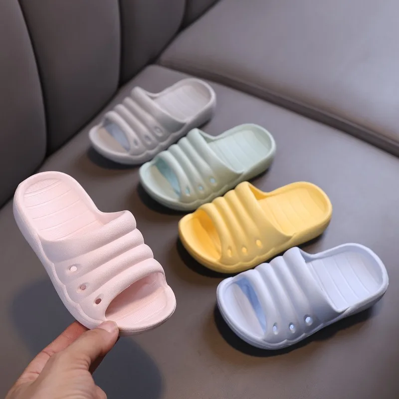 

Children Slippers Summer Girl Bathroom Bathing Non Slip Soft Sole Sandals Kids Indoor Home Slippers Parent Child Baby Boy Shoes