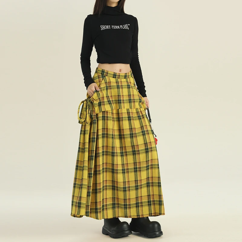 

Stylish Yellow Plaid Skirt with Flattering A-Line Cut and Vintage Charm