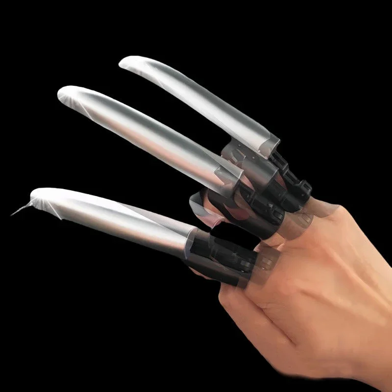 3PCS Plastic EDC Multi functional Mechanical Wolf Claw Telescopic Fingertip Creative Toy