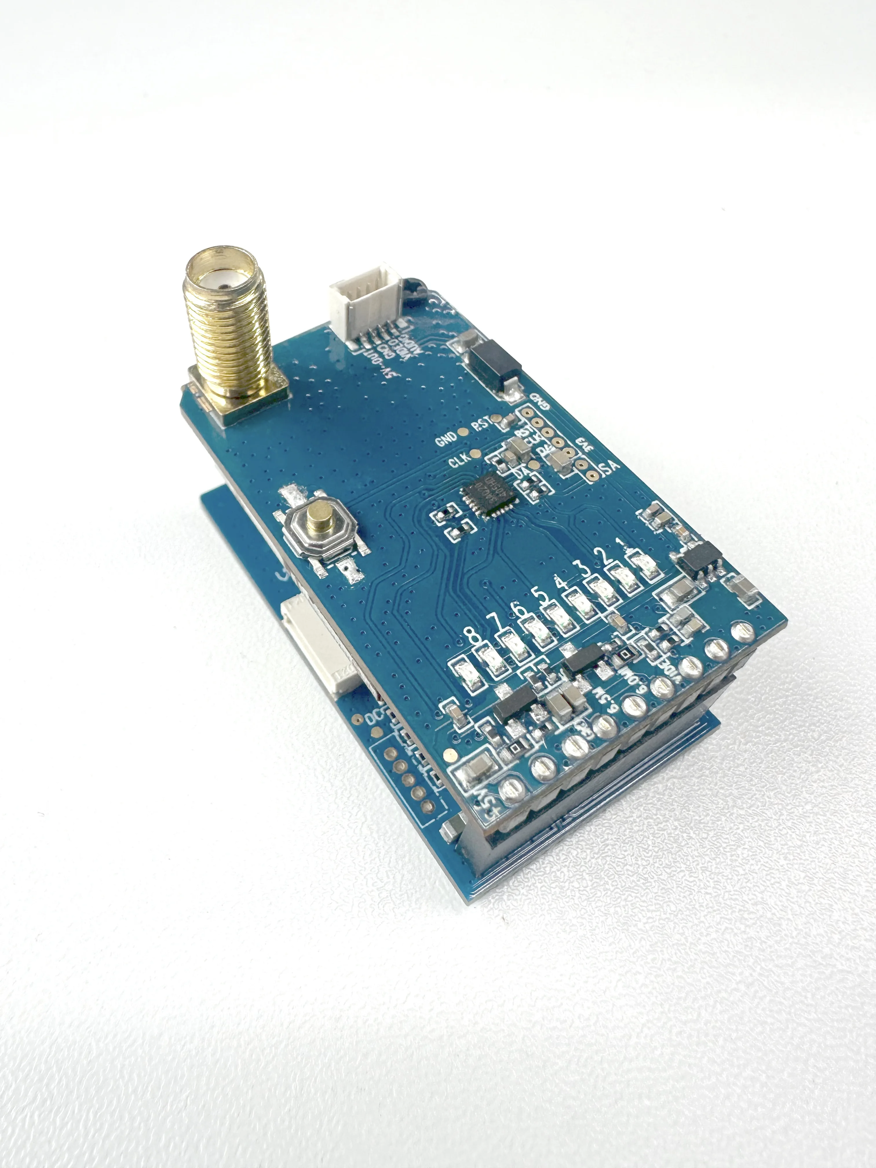MATEK VRX-F3 1.2G/1.3G VRX 9CH FPV image transmission receiver directly inserted into FatShark Skyzone glasses