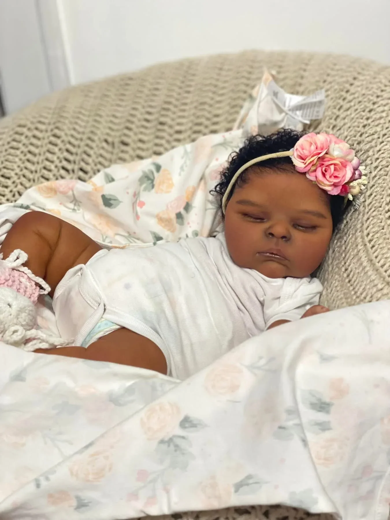 19inch Peaches Soft Cloth Body Dark Skin Newborn Reborn Doll Multiple Layers Painting Hand-Rooted Hair High Quality Doll