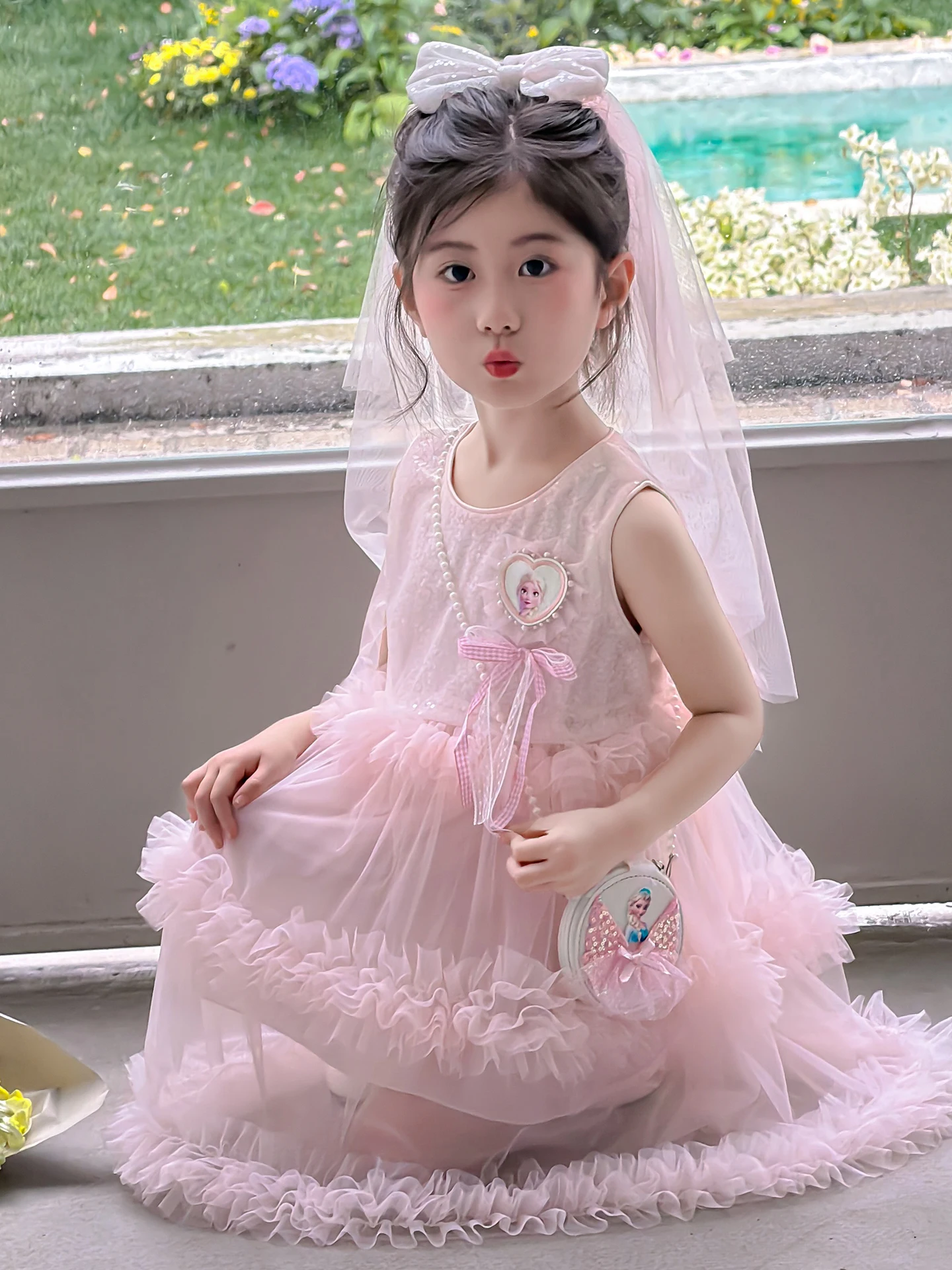 プリンセスドレス小さな女の子美しいおとぎ話スタイル子供服ベビーラブレース夏ノースリーブナイロンスカート