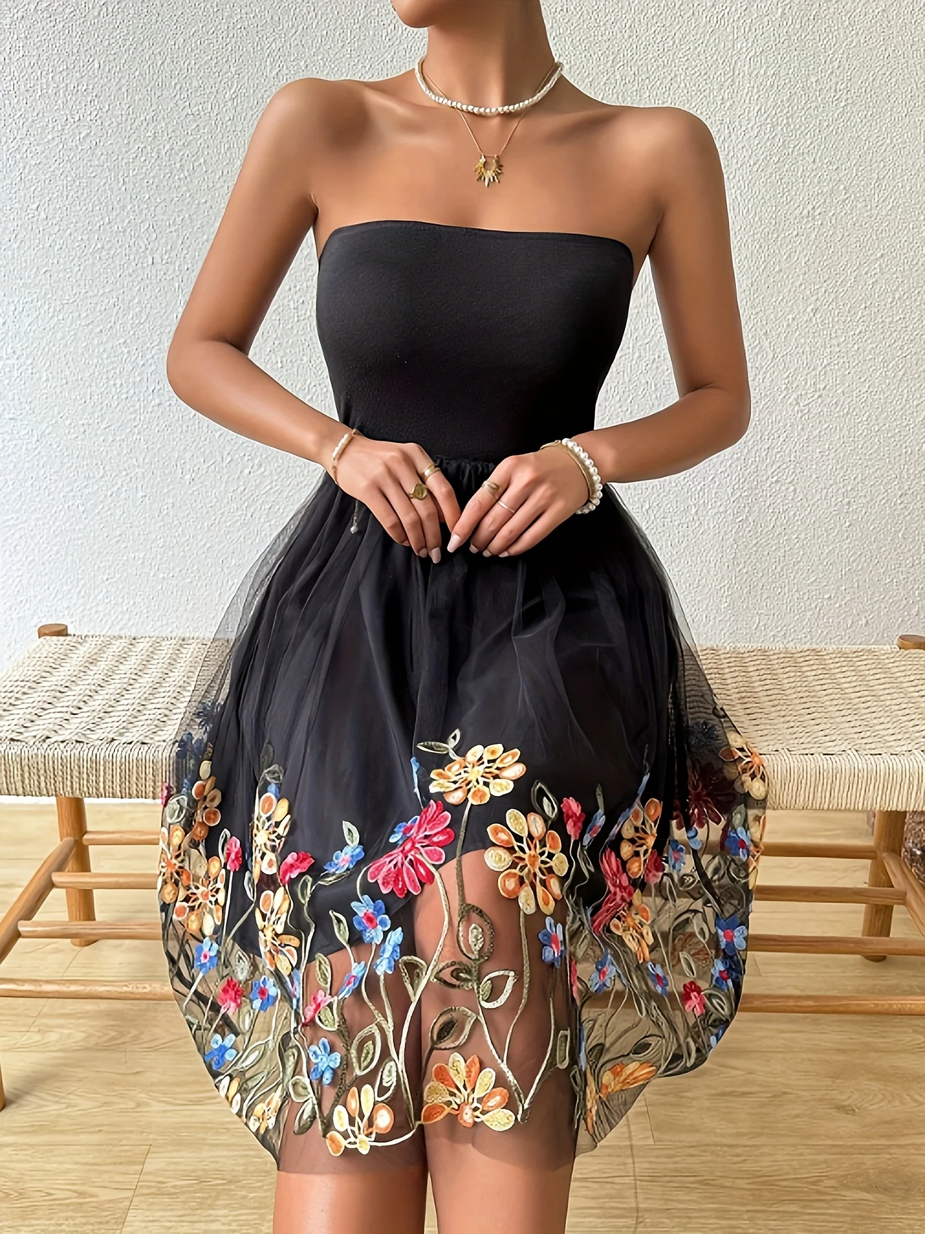 New Elegant Summer Dress for Women Embroidered Mesh Floral Strapless Casual Vintage Party Sleeveless Knee-Length Female Dress