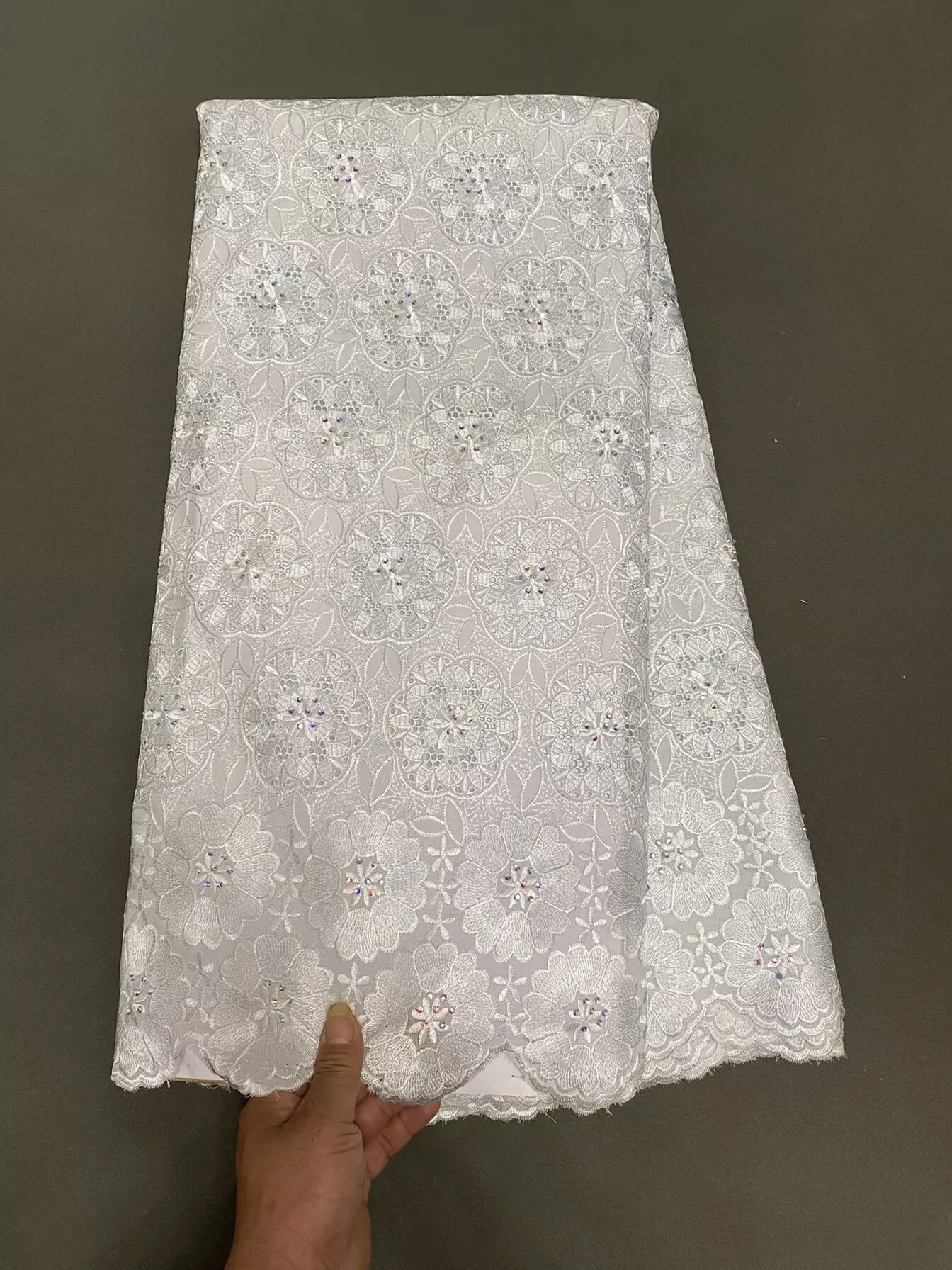 

New 2025 Hot Sale Swiss Lace Fabric Cotton With Stones New African Nigerian French for High End Wedding Party Bride Sewing Dress