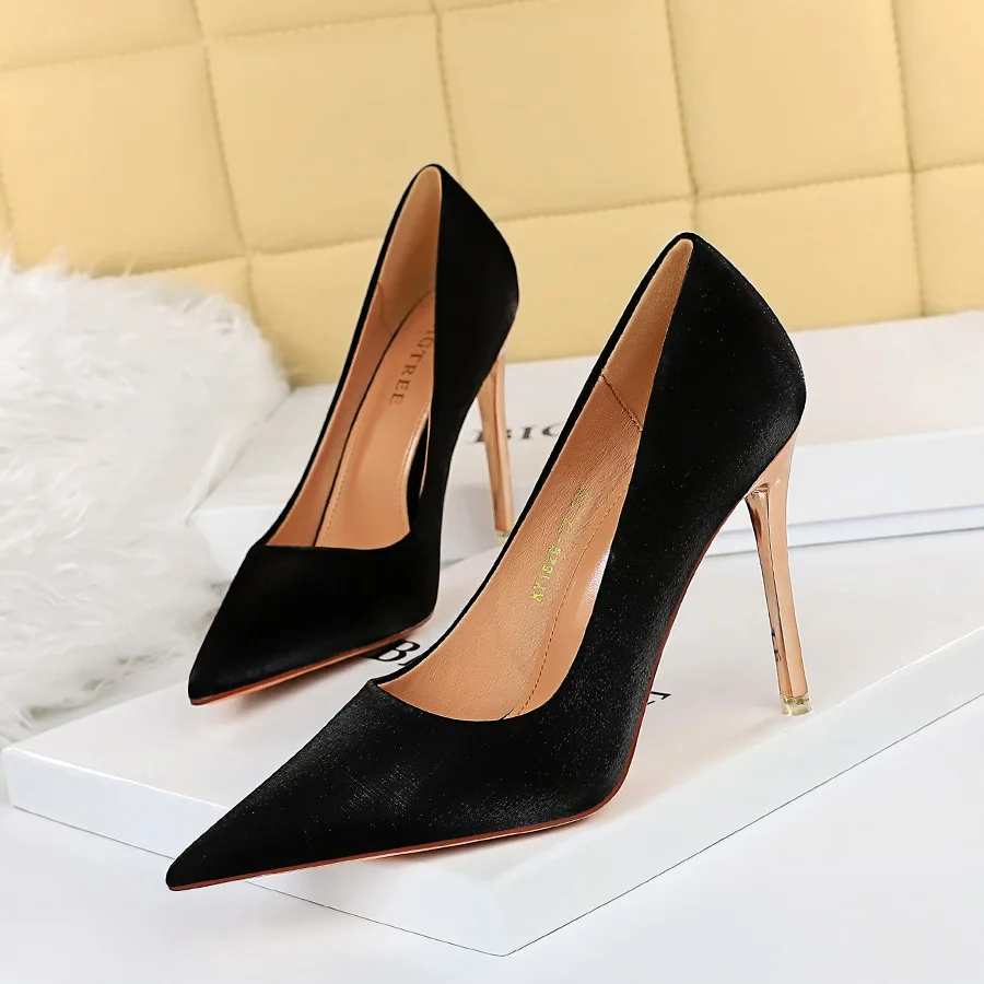 Woman Sexy High Heels Shoes Shallow Mouth Sandals Ladies All-Match Lace-Up Pointed Pumps Slip On Crossdressers Fine Beige Satin