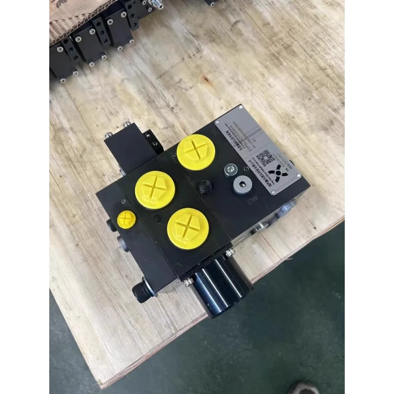 

Ship Crane 5 Series Load Sensitive Proportional Valve, Manual Operation, Complete Models,