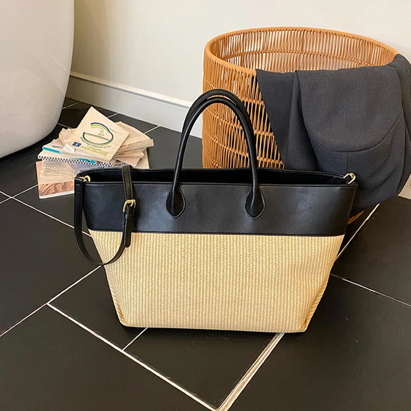 

French Luxury Woven Patchwork Tote Bag Bucket-shaped Color-blocked Large-capacity Shoulder Bag Casual Simple Beach Vacation Bag