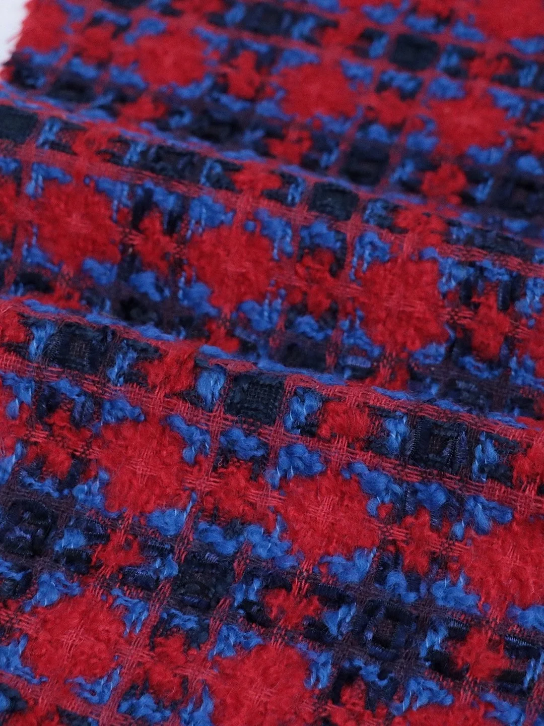 

Red And Blue Knitted Tweed Woolen Fabric for Autumn Winter Hats And Handbags DIY Crafts Home Decoration Children's Education