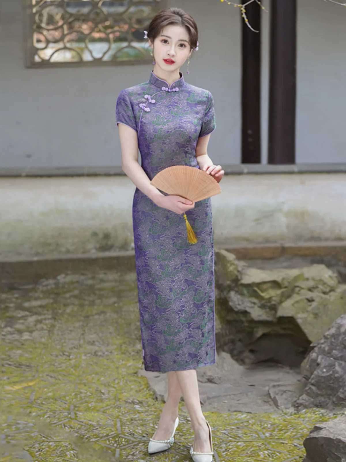 

Женское облегающее платье в стиле ретро с цветочным узором, из полиэстера, для повседневной носки, с коротким рукавом