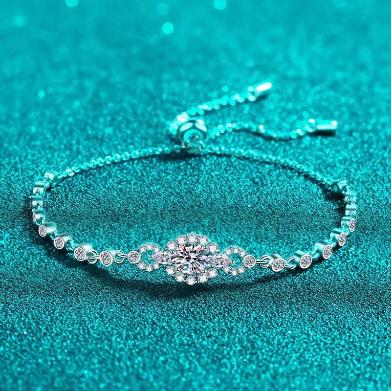 

Luxury Sparkling Platinum PT950 0.5ct Moissanite Bracelet 18k White Gold Female Wedding Anniversary Fine Jewelry