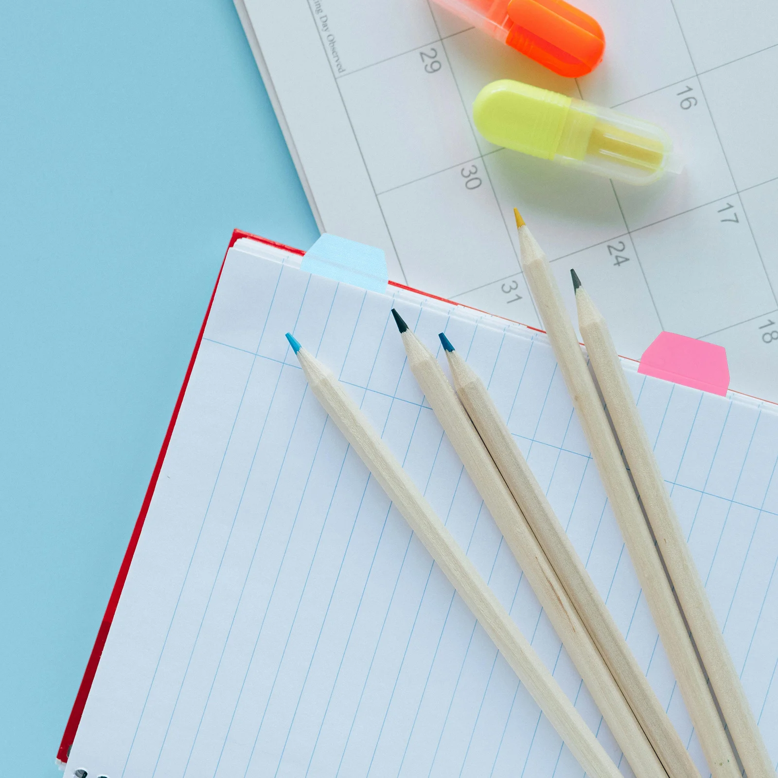 

600 шт. красочные клейкие вкладки, прозрачные записываемые маркеры для индексных страниц для школы, офиса, учебы, заметок, принадлежности для аннотаций книг