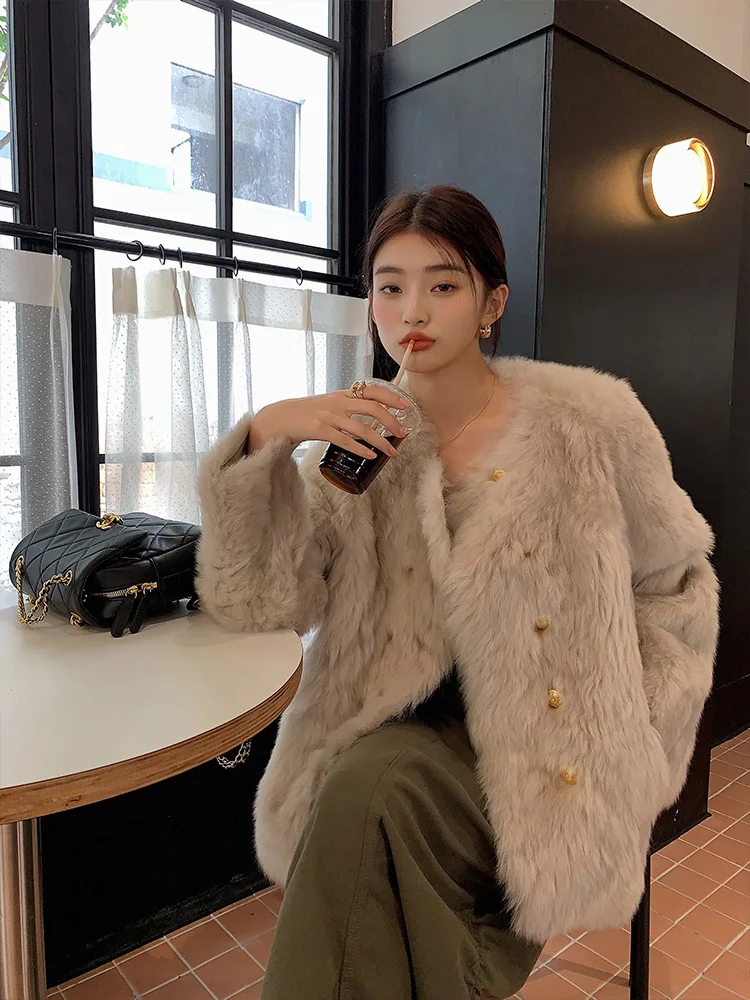 Fur Coat Women's Solid Color Short Loose Fashion Casual Retro Light Luxury Lamb Wool Double Breasted Integrated roundNeck Jacket