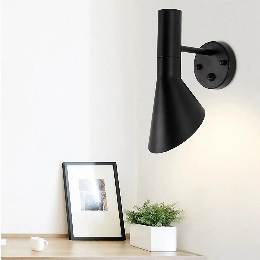 Modern Led Designer AJ applique da parete camera da letto soggiorno interruttore da comodino lampada Retro Black Iron navata tromba delle scale