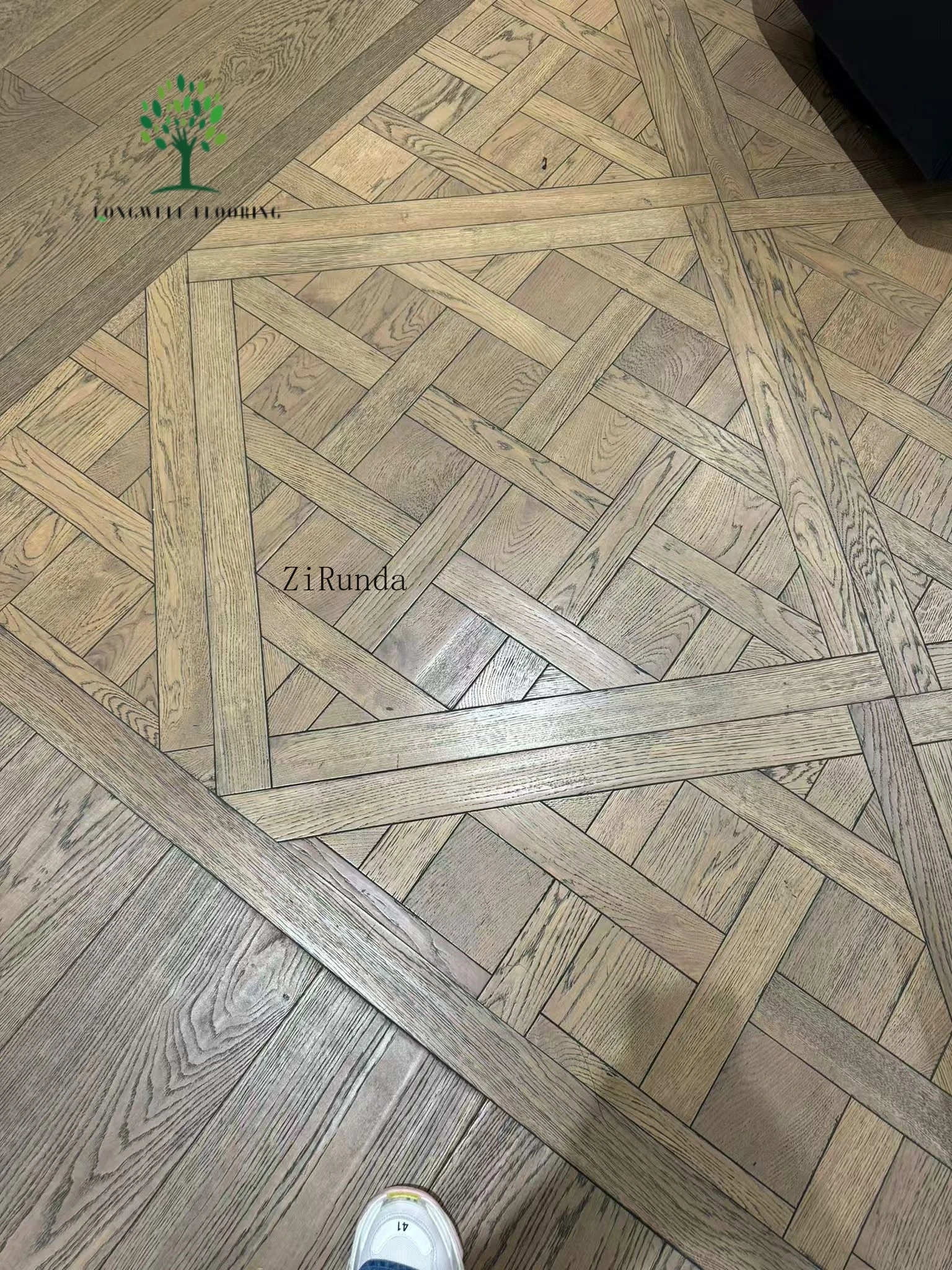 Parquet artístico de roble blanco versión personalizada parquet de piso de roble de madera maciza