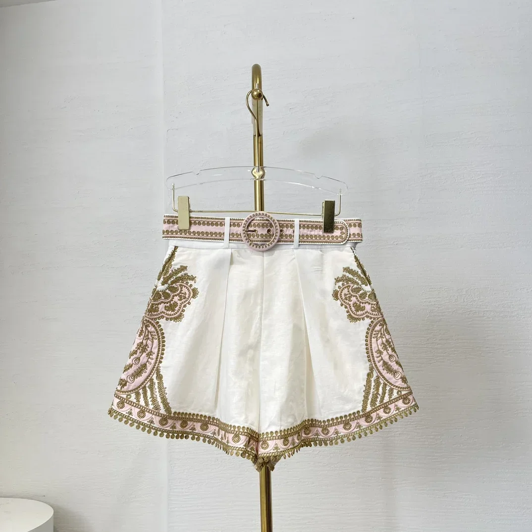 2025 Moda para mujer Nuevo en conjuntos a juego Blusa con volantes de manga larga floral con bordado blanco Top y pantalones cortos