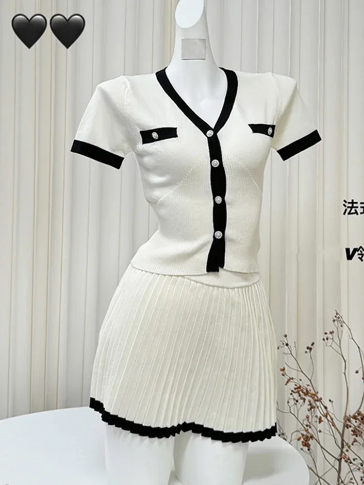 

Summer Women French Retro Vacation Old Money Knit Suit Outfits 2 Piece Set Contrast Color Short Sleeve Top + Mini Pleated Skirt