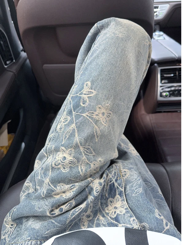 

Светло-голубые мужские джинсы с цветочной вышивкой, осенние, винтажные, американского стиля, свободные, прямые, с узкими штанинами