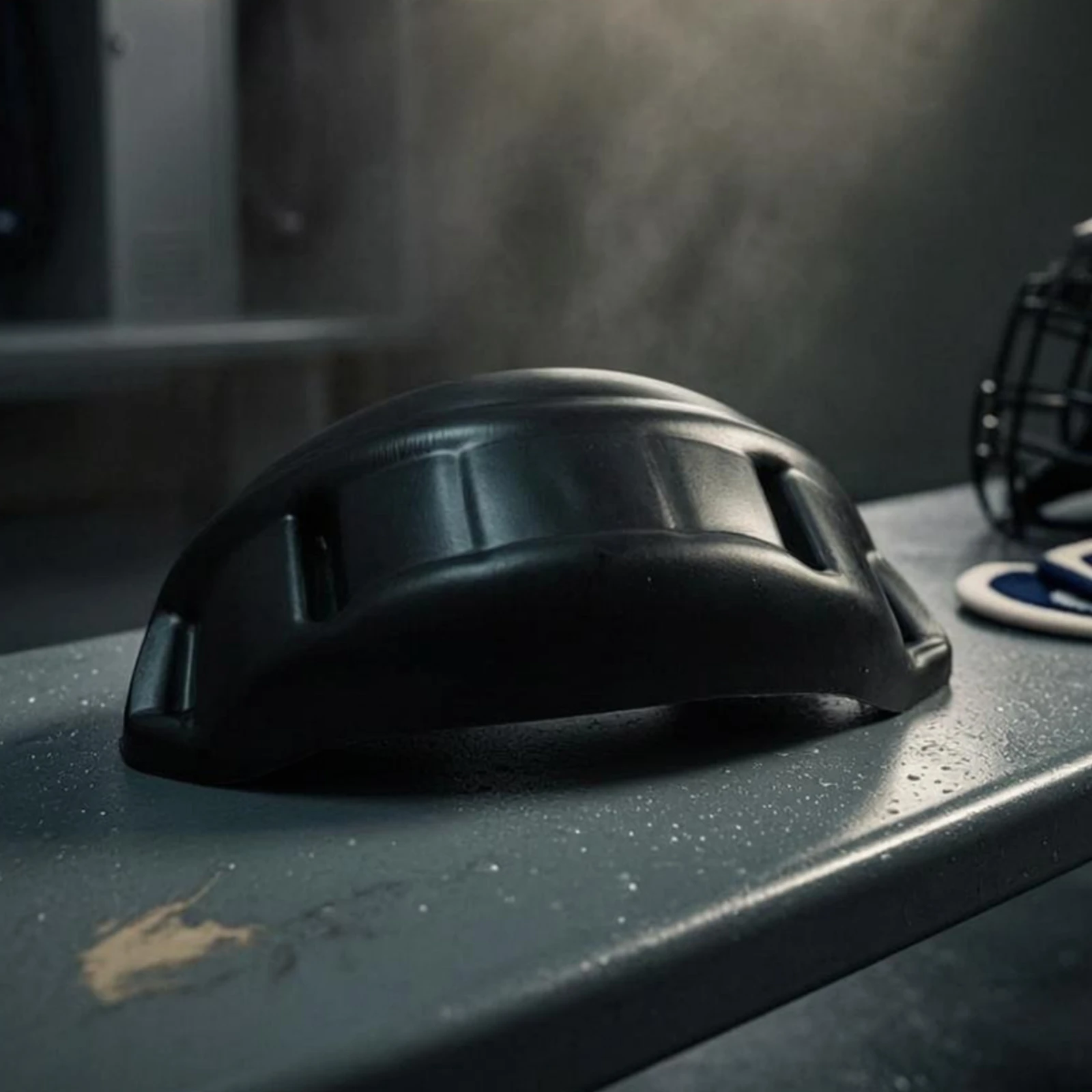 

Hockey Helmet Chin Pad Soft Hockey Chin Pad Sports Gear Strong Toughness Shock-Absorbing Resistant for Athletes