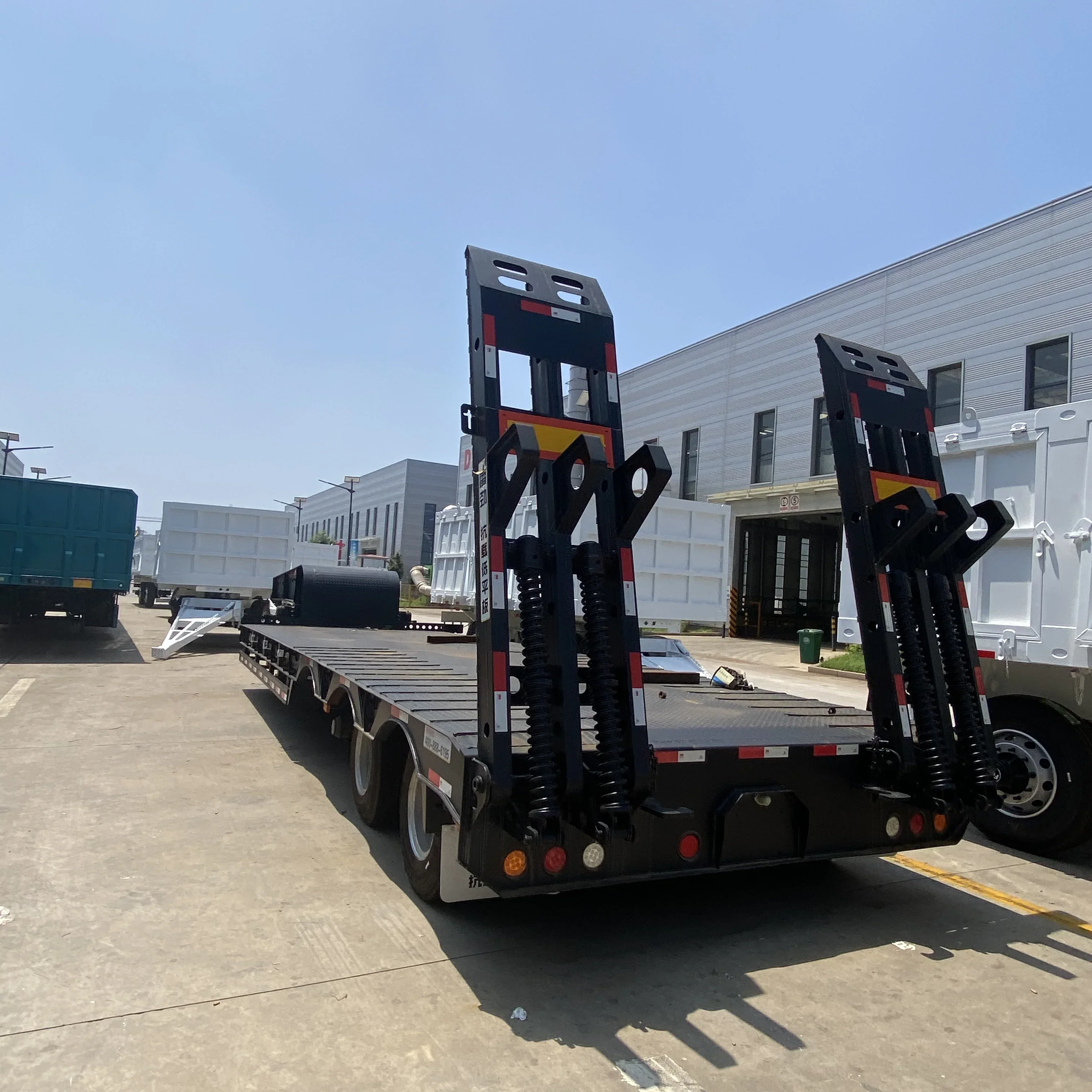 Vehicle Master High quality lowbed truck trailer for sale