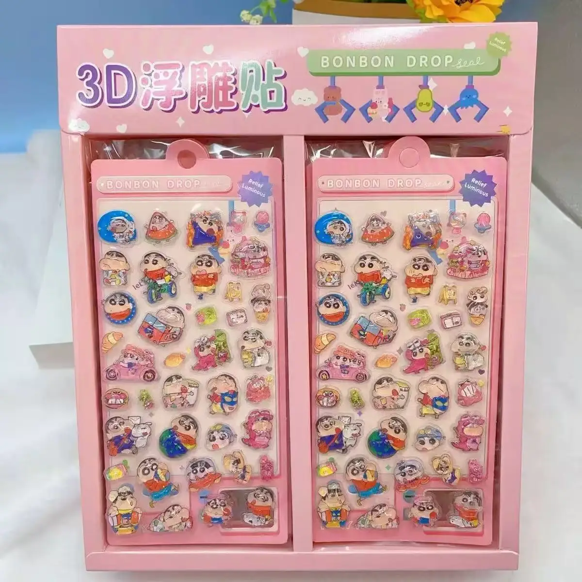 تلوين شين تشان ملصقات الإغاثة الكرتون الأصالة الأطفال مكافأة ملصقات الأزياء حساسة شخصية ملصقات الزخرفية