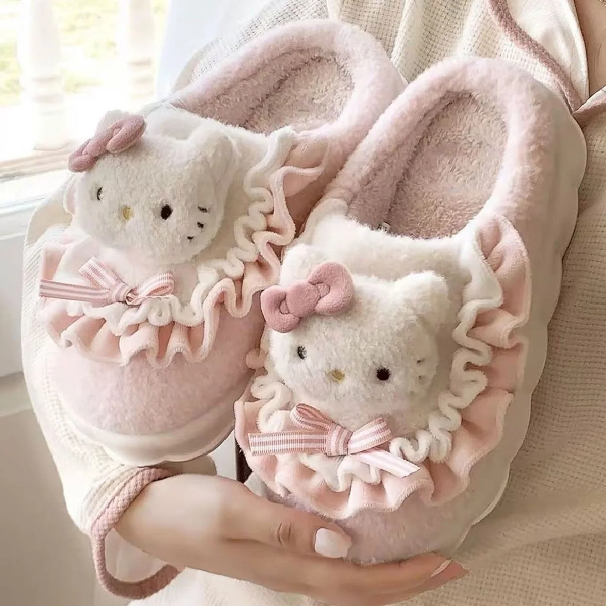 Sanrio Hello Kitty Cotton Shoes Kuromi Cinnamoroll Women Plushie Cartoon Plush Kawaii Flat Shoes Slippers Shoes Plush Gift Y2K