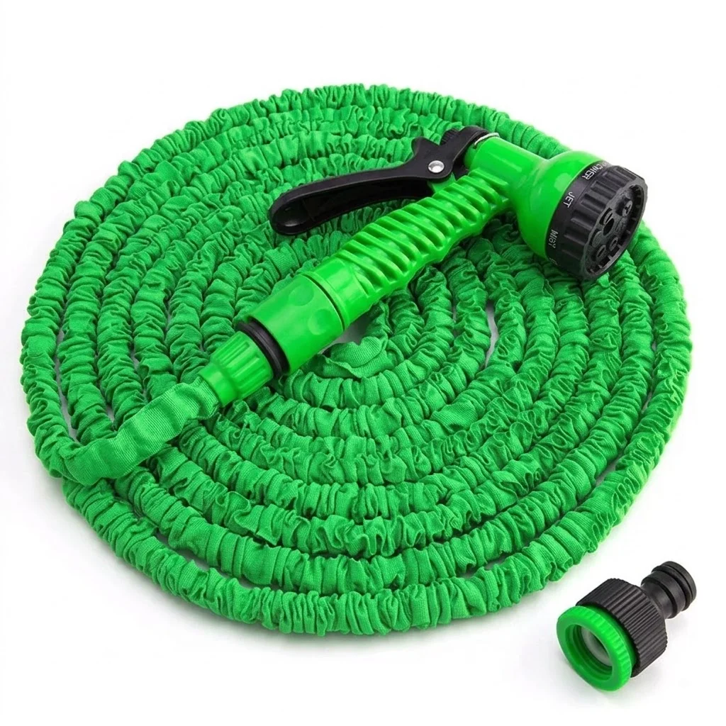 Pistolet de lavage de voiture haute pression avec tuyau magique extensible offrant 7 fonctions de pulvérisation d'eau pour un arrosage efficace du jardin domestique.