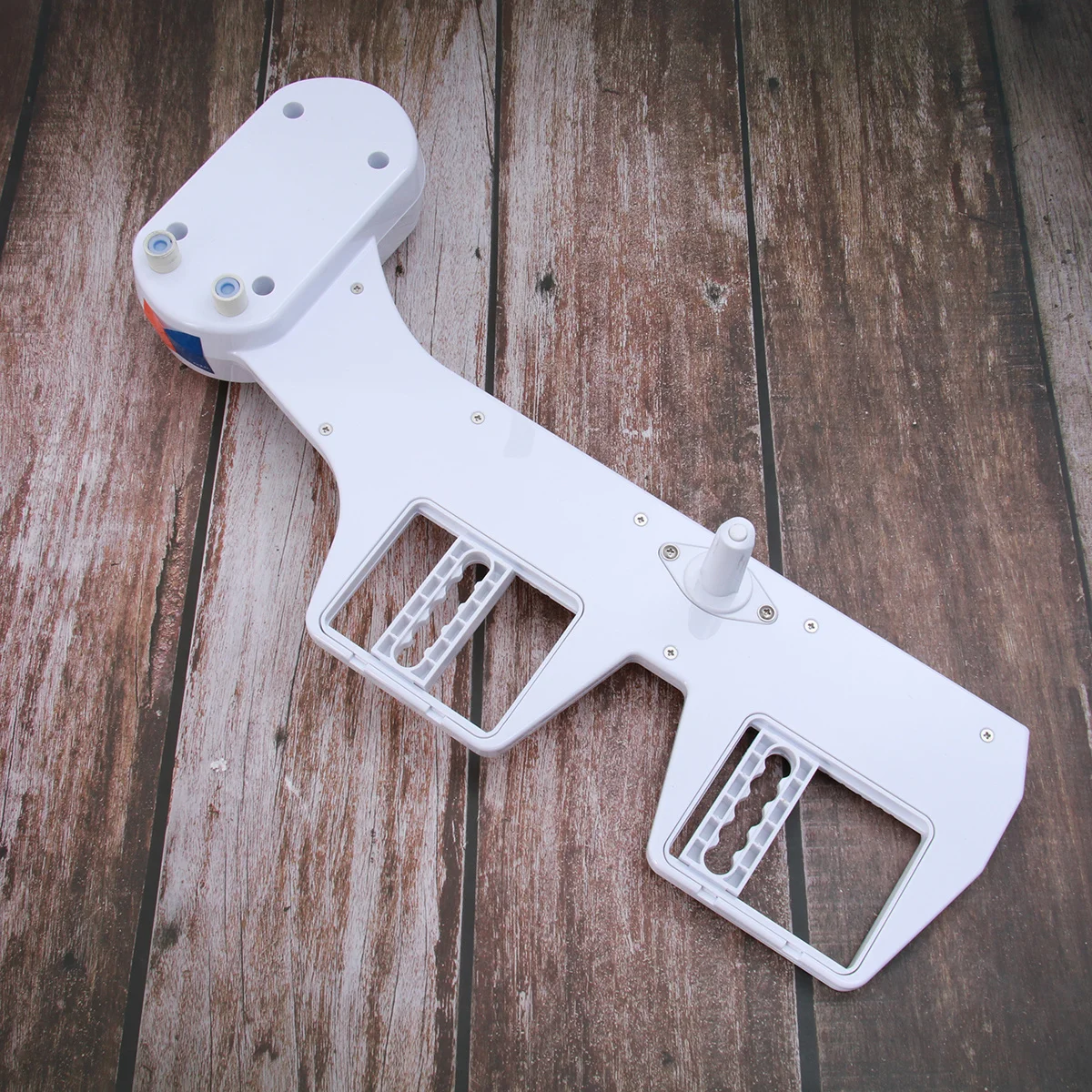 

Intelligent Toilet Cover with Hot Cold Water Bidet Spray Buttock Washer Self-Cleaning Nozzle Retractable Design for Personal