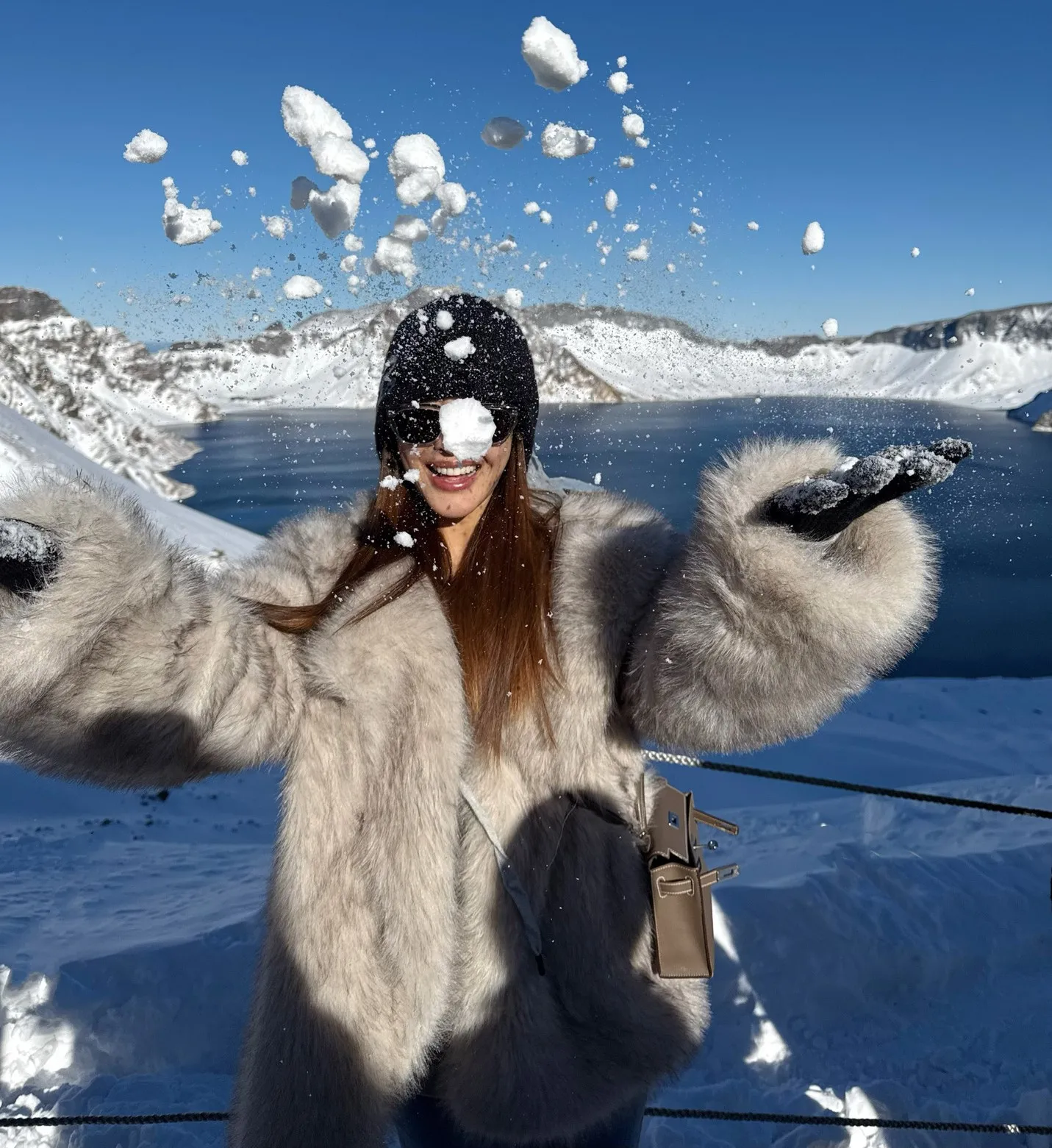 フェイクファー裏地付きコート レディース 快適なラベンダー イベント 女性 OL グラデーション染め アバンギャルド ベルト レトロ パファー ストレッチ トレンド