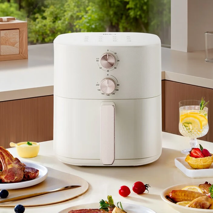 Midea Air Fryer, No Flipping Required, Large Capacity 6L, Classic Knob Air Fryer & Oven Combo