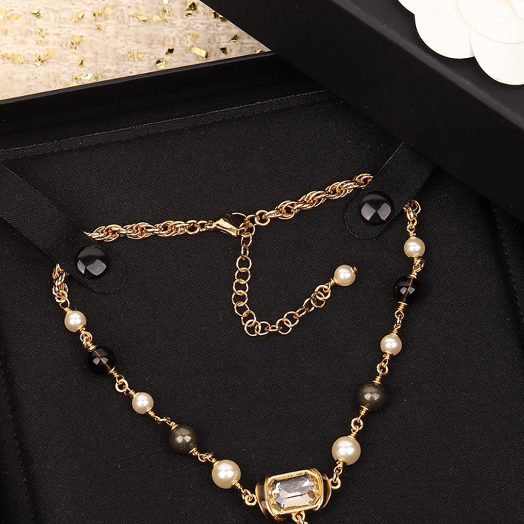 

2023 NEW Fashion Necklace Original Design Famous Pearl Design Luxury Gradual Color Diamond Bracelet Jewelry Gift Pendant Couples