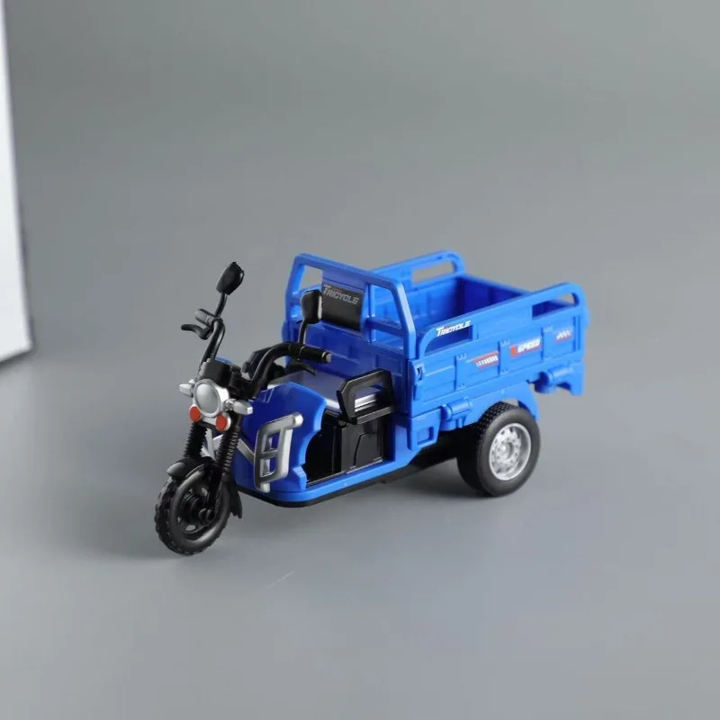 1:32 Scale Plastic Tricycle Cargo Truck Model with Openable Doors Pull Back Vehicle for Collection Gift Home Decoration