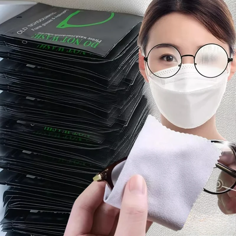 20pcs Reusable Anti-Fog Glasses Wipes Suede Pre-moistened Antifog Microfiber Lens Cloth Defogger Wipes Glasses Prevent Fogging