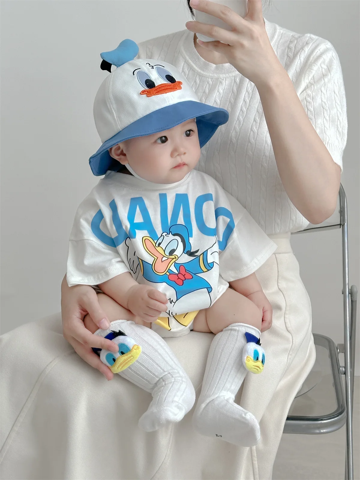 Disney Cartoon Cute Animated Character Donald Duck Male and Female Baby Triangle Wrap Fanny Coat Summer Soft Cotton Baby Clothes