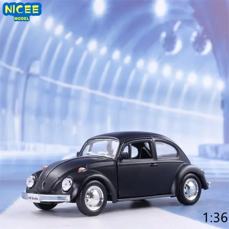 

Модель классического автомобиля из сплава в масштабе 1:36 1967 VOLKSWAGEN Beetle, игрушка с откидной спинкой для детей, рождественские подарки, коллекция игрушек F346