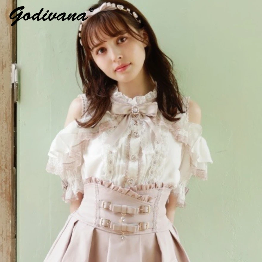 Liz Japońska masowo produkowana kopalnia Off-Shoulder Koronkowa falbana Kolorowa koszula z kokardą Topy z krótkim rękawem Wiosenne letnie bluzki Lolita
