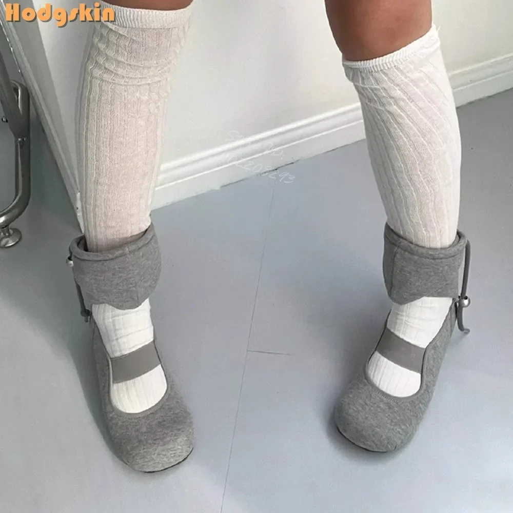 

Симпатичные туфли-лодочки на плоской подошве со шнуровкой, серые, с большим квадратным носком, с перекрестной завязкой, Мэри Джейн, 2024, женская новая весенняя модная повседневная обувь на молнии сзади