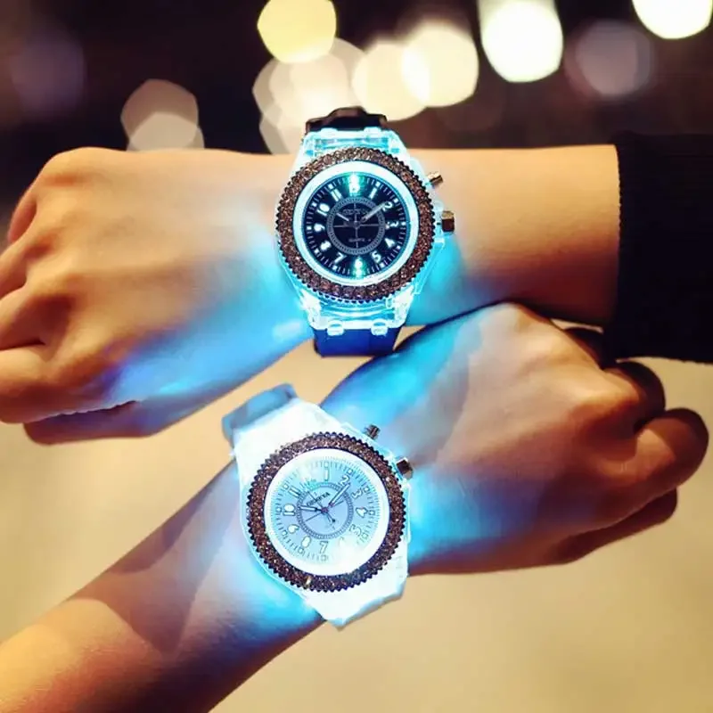 Women Flash Luminous Multicolour Rhinestone LED Watch Trends Students Lovers Jellies Woman Men's Watches Light Wrist Watch