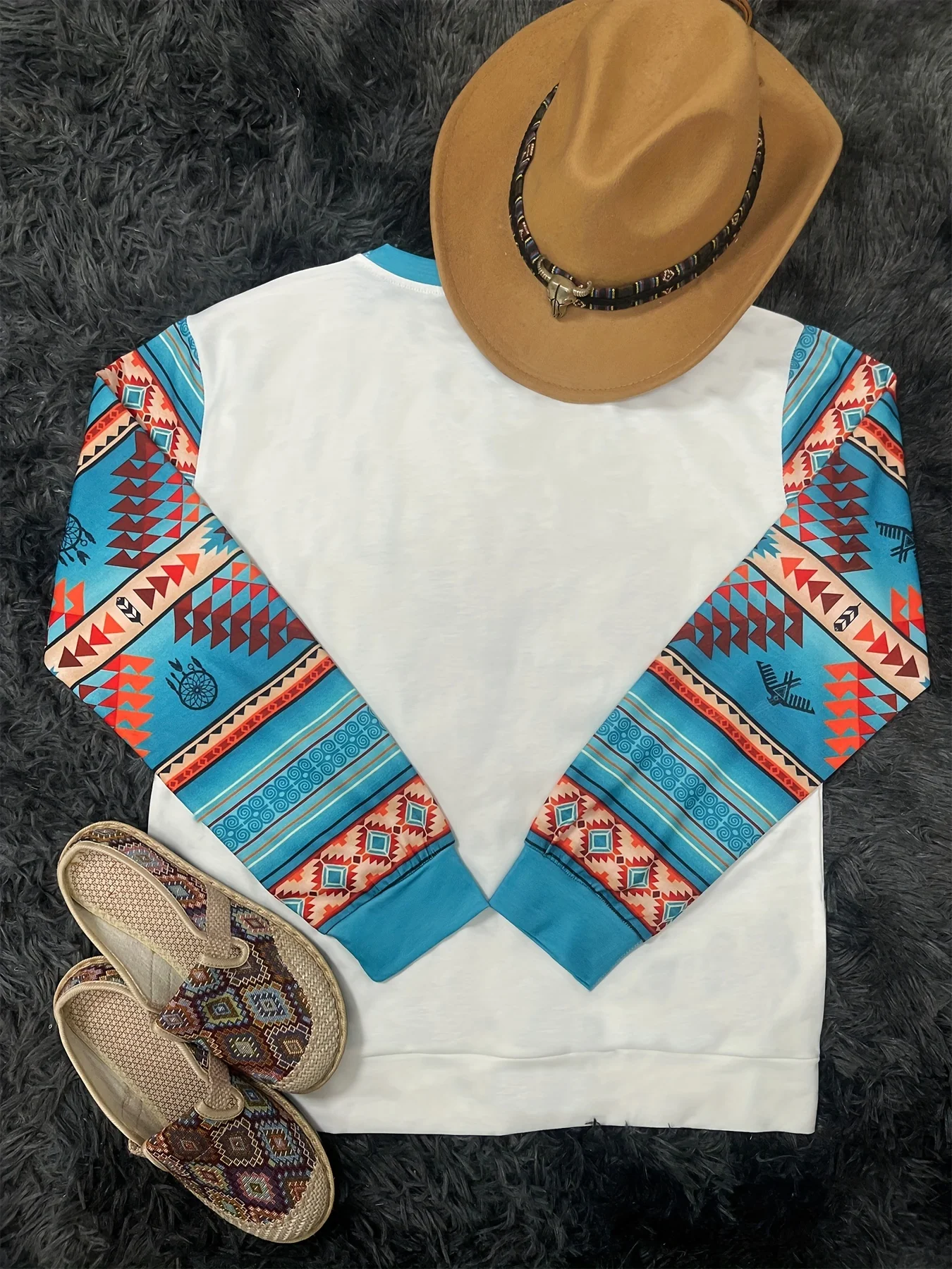 Women's Western ethnic print thin sweatshirt Retro geometric print round neck long sleeve top for women