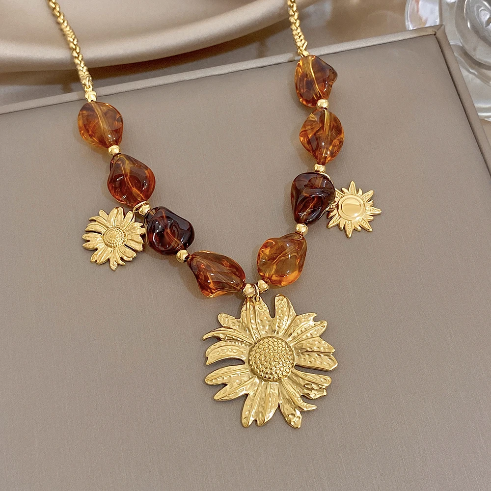 Freetry Fashion Golden Stainless Steel Sunflower Pendant Necklace for Women Amber Acrylic Chunky Beads Lady Choker Neck Jewelry