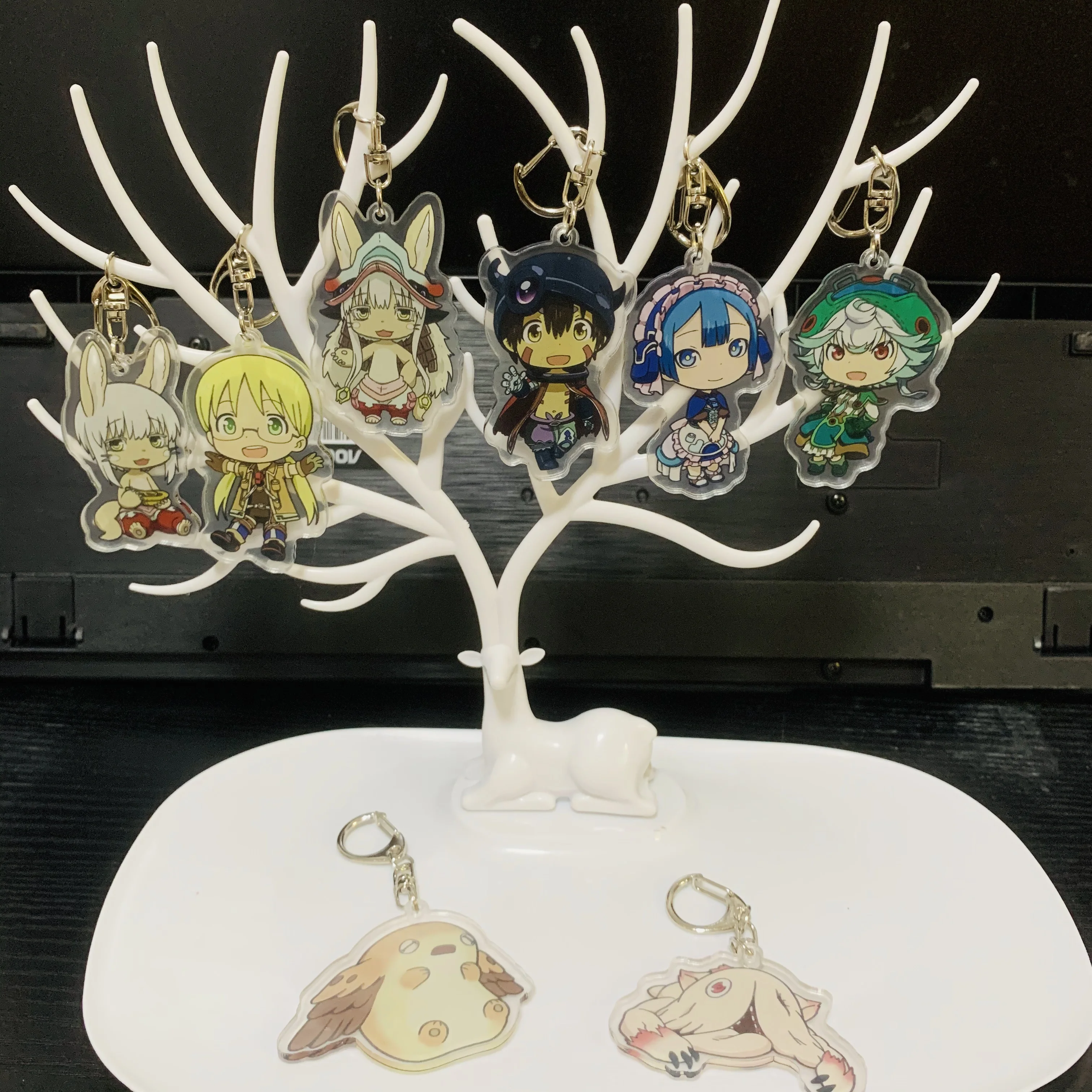 Japan Hot Anime Made in Abyss Character Model Cosplay Acrylic Key Chains Bag pendant decorative accessories Key Ring Fans Gifts