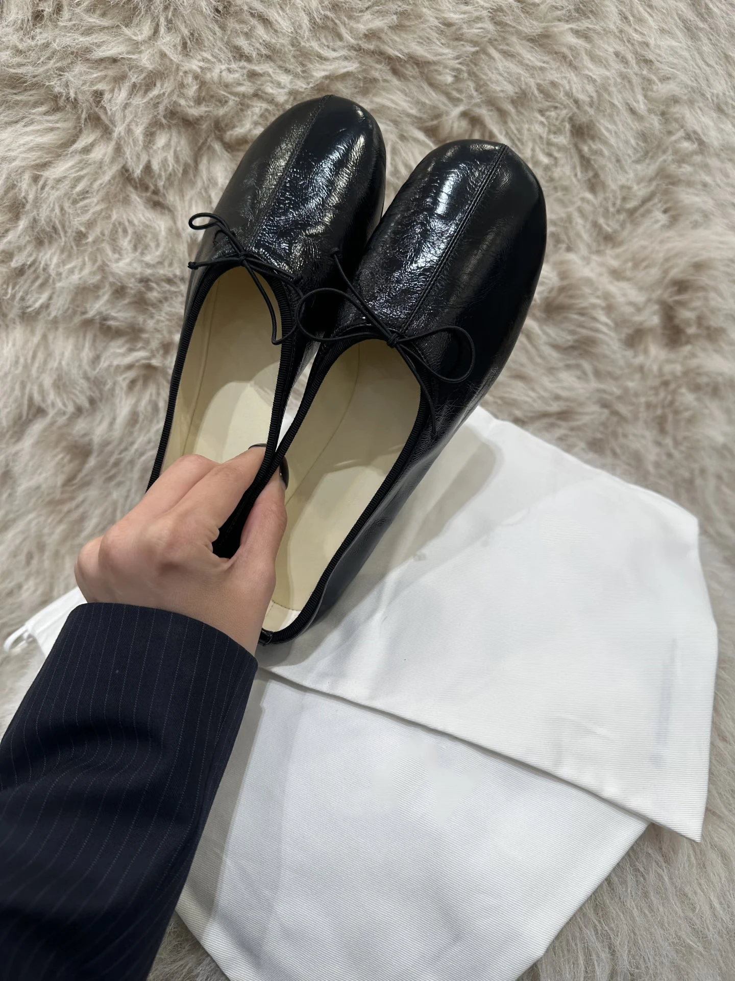 comfortable-korean-style-flat-ballet-shoes-women's-commute-soft-bottom-single-shoes-trendy-round-head-knot-sheepski