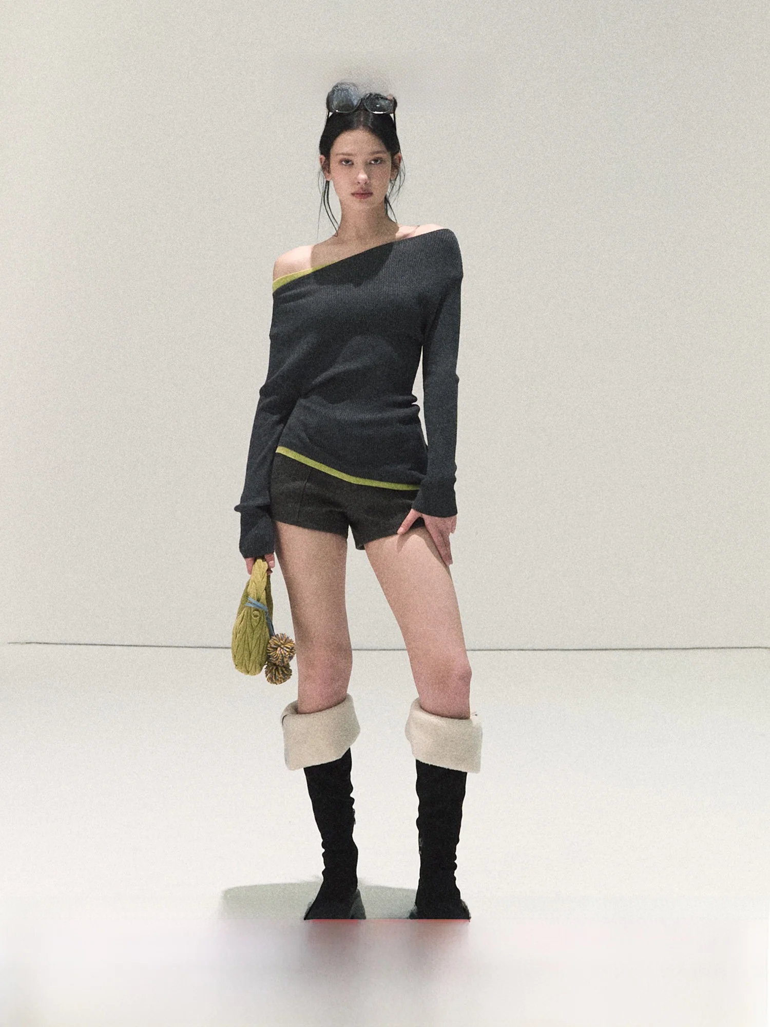 

Женский вязаный топ OAKMOO с длинным рукавом из шерстяной смеси, на одно плечо, из мягкой полиэстеровой смеси, зимний модный топ