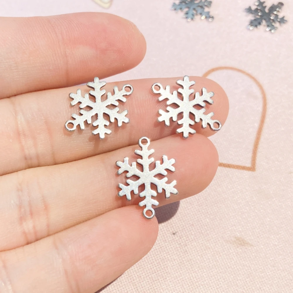 Classical Snowflakes Shape Jewelry Connector Findings 30PCS Metal High Polished Steel Chirstmas Snowflake Charm Drop Sell