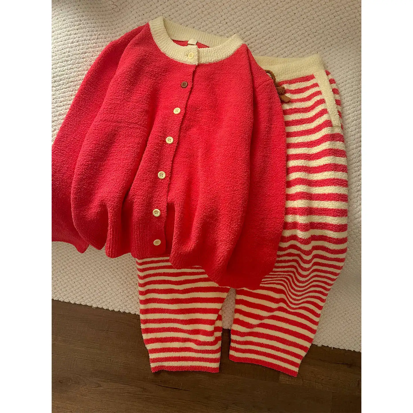 

Color-blocked Half-fleece Long Sleeve Top +trousers Two-piece Set Women Winter 2026 Warm Thick Long Pants Outerwear Pajama Set