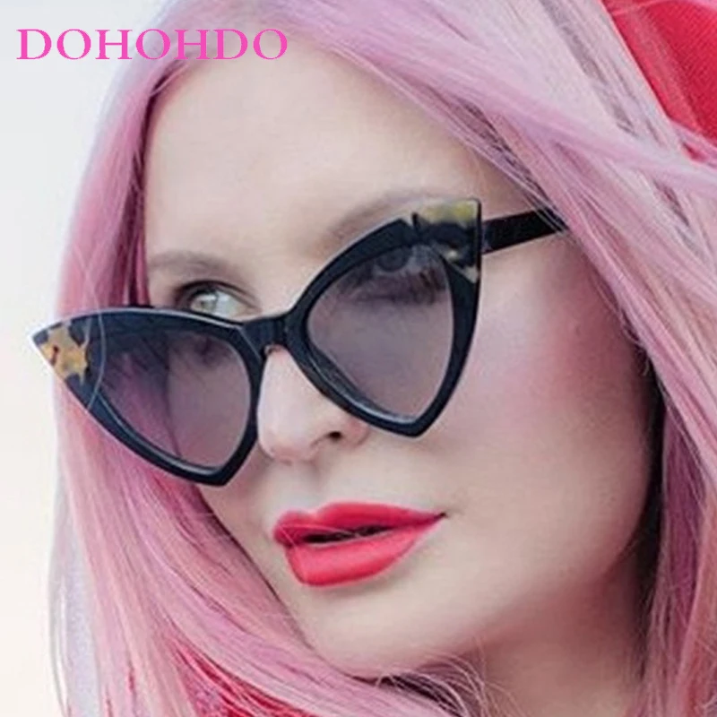 

2025 Vintage Brand Design Y2K Cat Eye Frame Sunglasses Women Fashion Luxury Men Sunglasses Summer Traveling Shades Lentes UV400