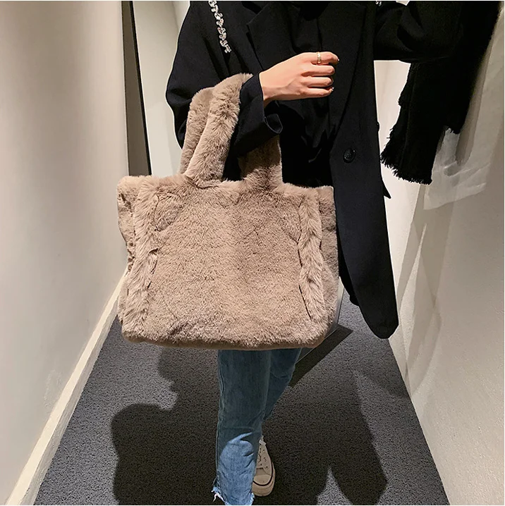 

Winter Faux Fur Shopper Tote Bag for Women Plush Handbag Designer Fluffy Wool Shoulder Bags Women Furry Crossbody Messenger bags