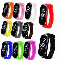 Montre intelligente numérique LED pour enfants, montre de dessin animé, bracelet étanche, horloge pour enfants, cadeau d'anniversaire pour garçon et fille