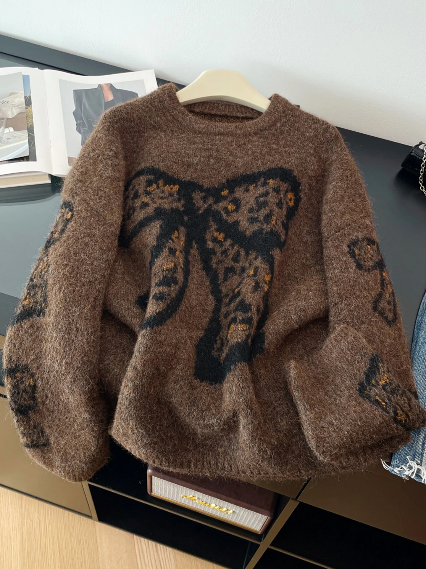 

Мягкий вязаный свитер женский зимний, новый, в стиле ретро, крутой, теплый, уютный, с узлом, мягкий, комфортный, зимний трикотажный топ